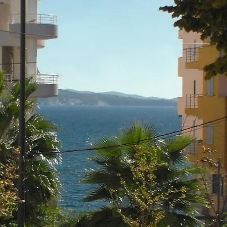 Guest house Blue Eye